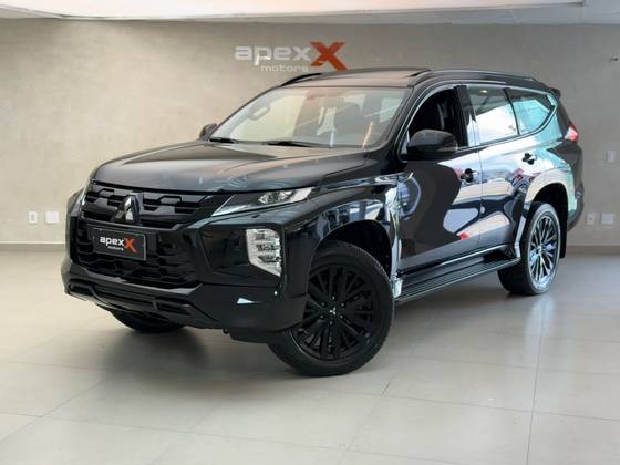 MITSUBISHI PAJERO SPORT 2.4 16V MIVEC TURBO DIESEL LEGEND BLACK AWD AUTOMÁTICO